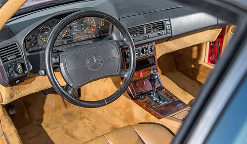 Mercedes 500 SL (R129), Cockpit