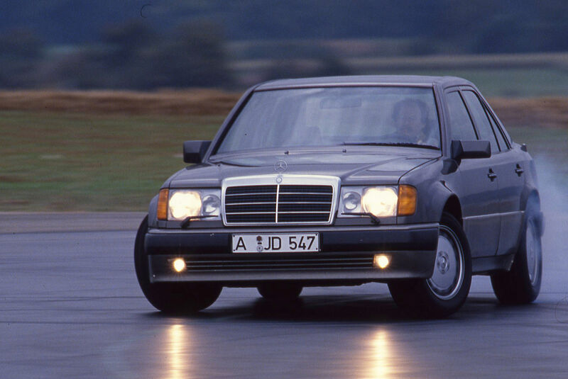 Mercedes 500E 22 1990