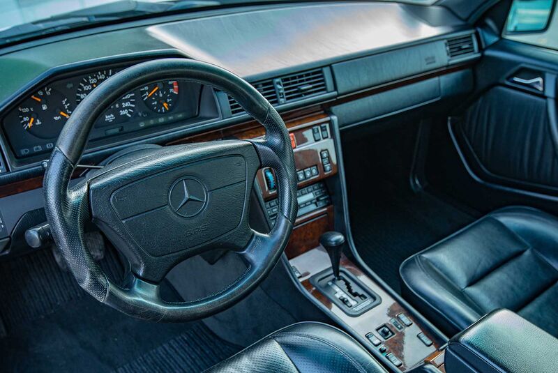 Mercedes 500E (W 124)