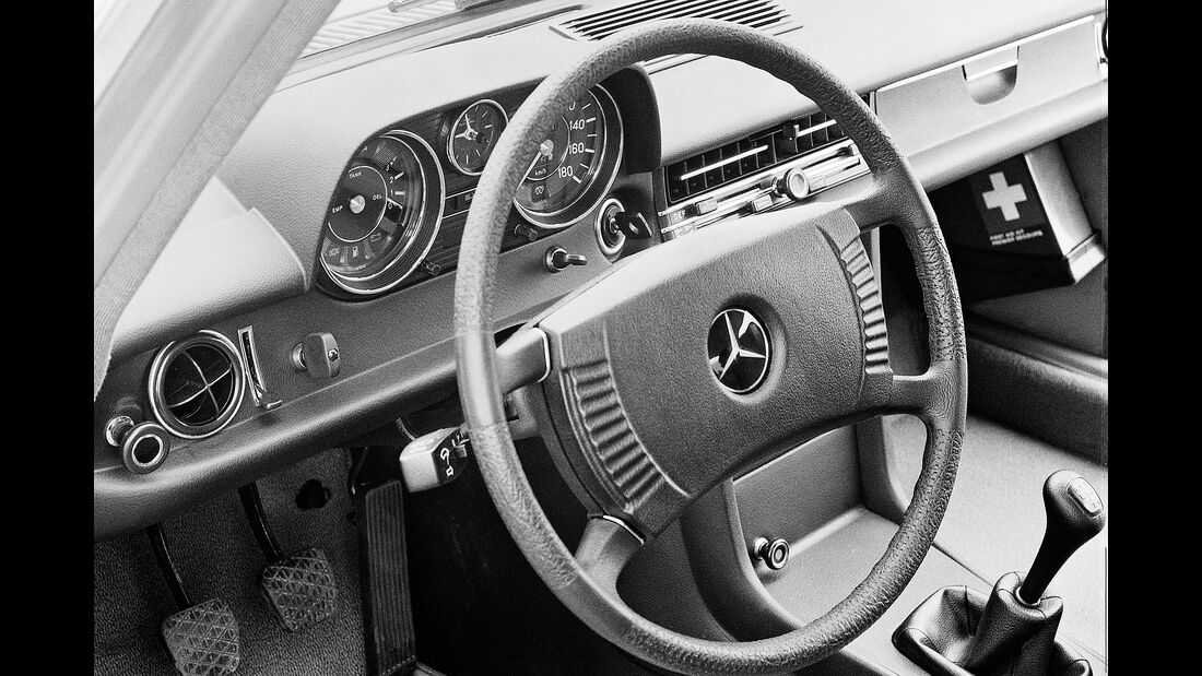 Mercedes /8 Strich-Acht