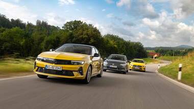 Mercedes A 250 E, Opel Astra 1.6 Di Turbo PHEV, VW Golf 1.4 Ehybrid