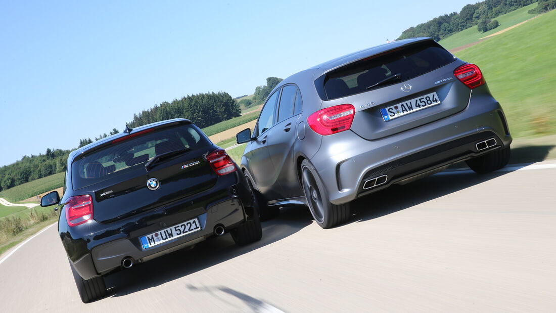 Mercedes A 45 AMG, BMW M135i xDrive, Heckansicht