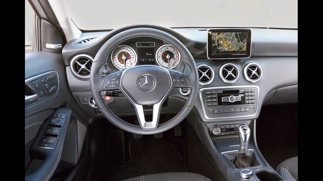 Mercedes A-Klasse, Cockpit, Lenkrad