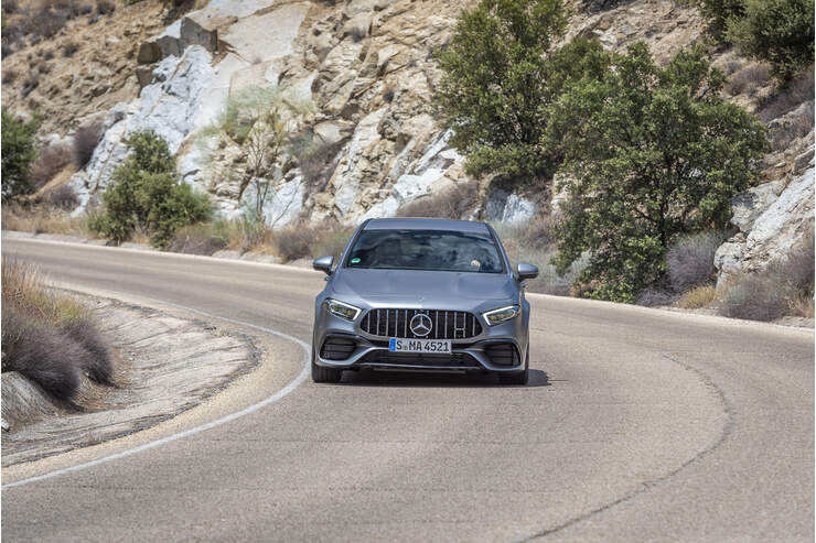 Fahrbericht Mercedes Amg A 45 S 4matic Technische Daten Auto Motor Und Sport