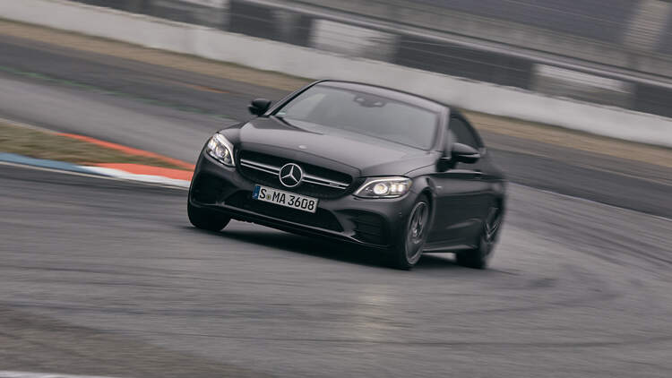 Kosten Und Realverbrauch Mercedes Amg C 43 Coupe Auto Motor Und Sport