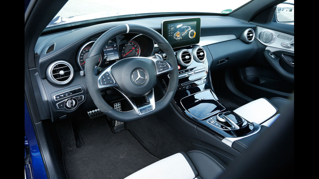 Mercedes-AMG C 63 S, Cockpit