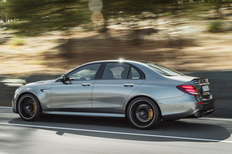 Mercedes-AMG-E-63-S-4Matic-Limousine-201