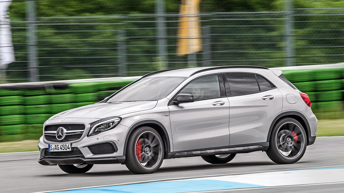 Mercedes-AMG GLA 45 4Matic, Seitenansicht