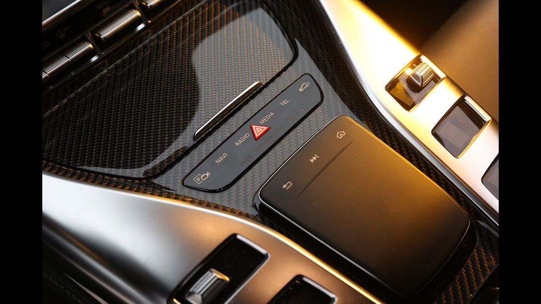 Mercedes-AMG GT 63 S 4Matic+ 4-Türer Coupé, Interieur