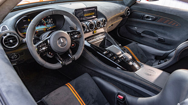 Mercedes-AMG GT Black Series, Interieur