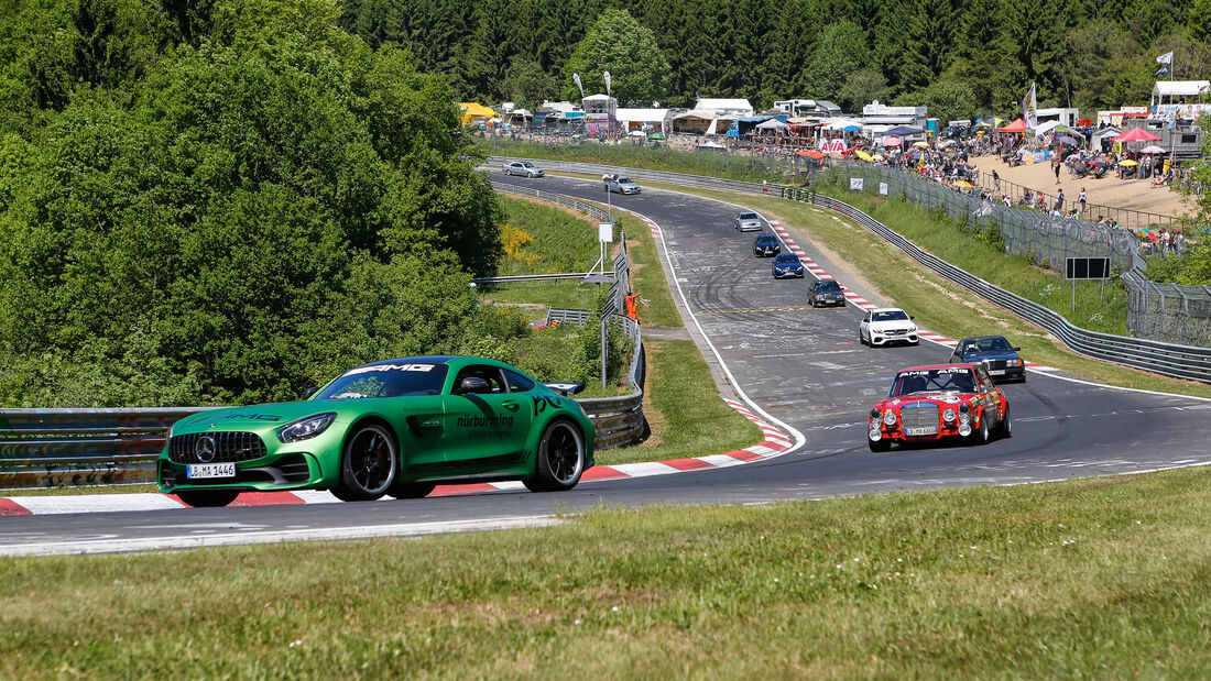 Mercedes-AMG GT R - Korso - 24h-Rennen Nürburgring 2017 - Nordschleife - Samstag - 27.5.2017