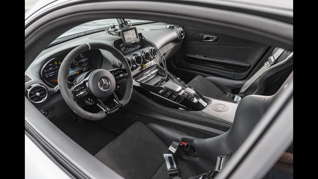 Mercedes-AMG GT R Pro, Interieur