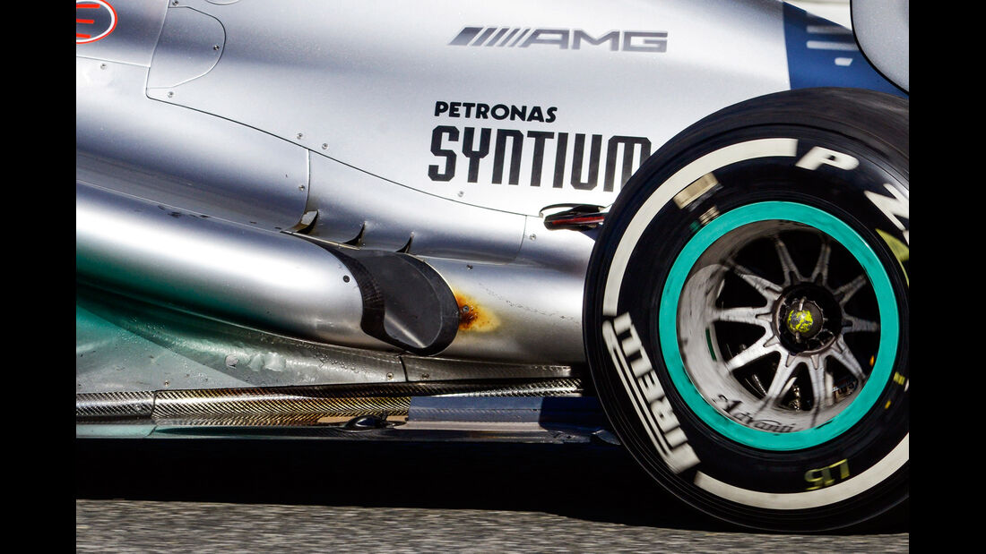 Mercedes AMG W04 Auspuff F1 2013