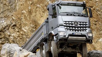 Mercedes Arocs 8x8 Truck