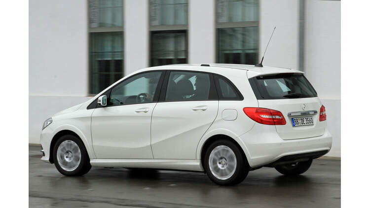 Mercedes B 200 Natural Gas Drive Im Fahrbericht Die Erdgasoption Auto Motor Und Sport