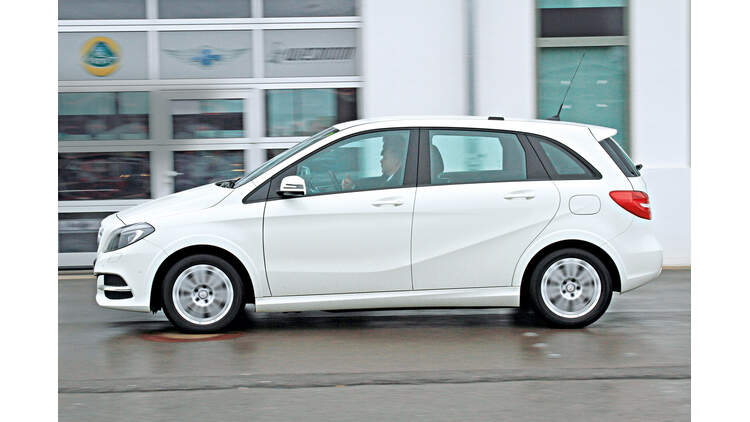 Mercedes B 200 Natural Gas Drive Im Fahrbericht Die Erdgasoption Auto Motor Und Sport
