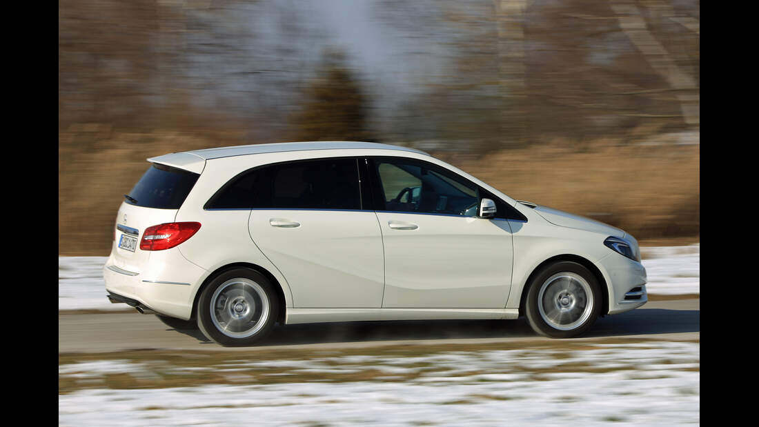 Mercedes B 250 im Fahrbericht: Potenter Sport-B-weis | AUTO MOTOR UND SPORT