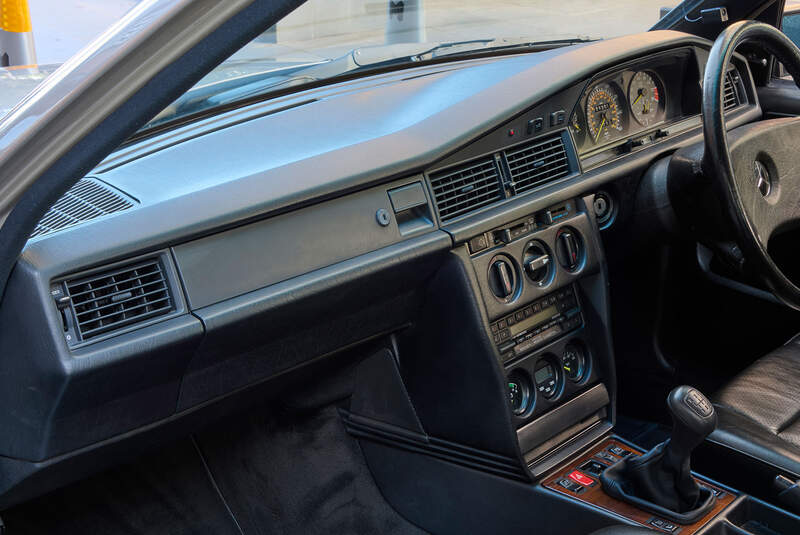 Mercedes-Benz 190E 2.3-16 (1985) ex Ayrton Senna