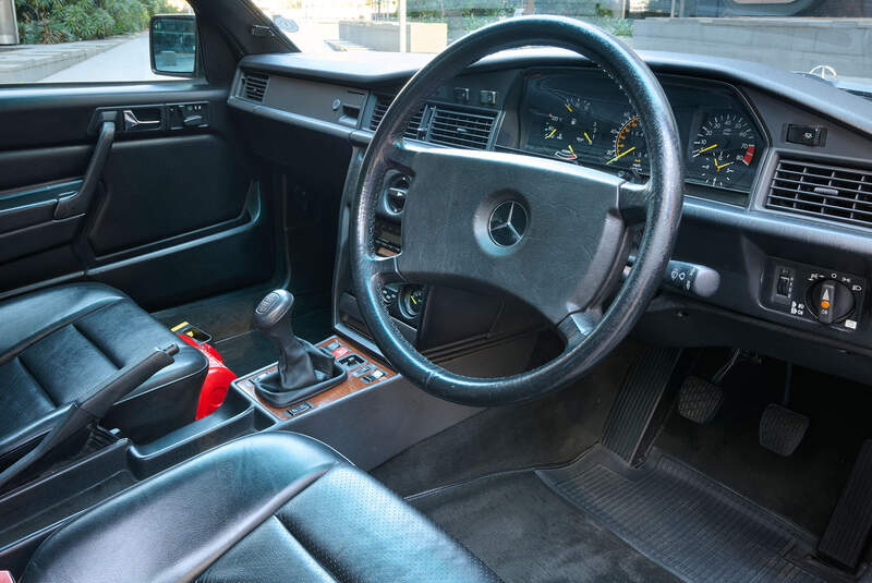 Mercedes-Benz 190E 2.3-16 (1985) ex Ayrton Senna