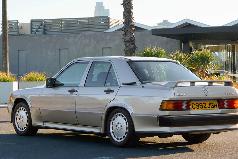 Mercedes-Benz 190E 2.3-16 (1985) ex Ayrton Senna