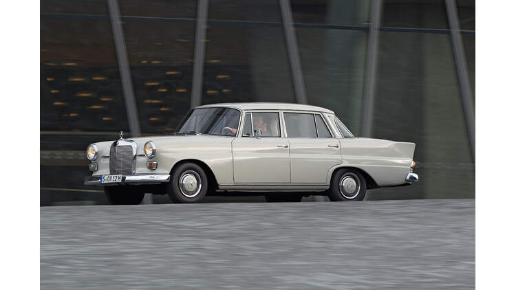 Kaufberatung Mercedes W 110 Kleine Flosse Braucht Grosse Liebe Auto Motor Und Sport