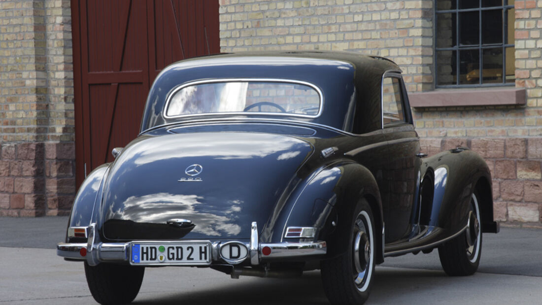 Mercedes-Benz 220, W 187, Baujahr 1951-1955