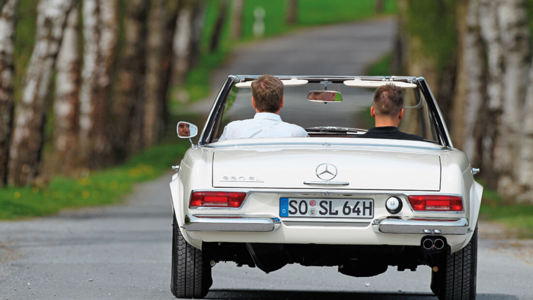 Mercedes-Benz 230 SL