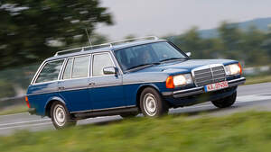 Mercedes-Benz 230 TE, Seitenansicht