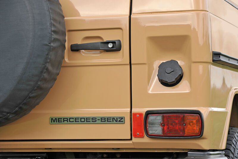 Mercedes-Benz 240 GD, Heck, Heckleuchte