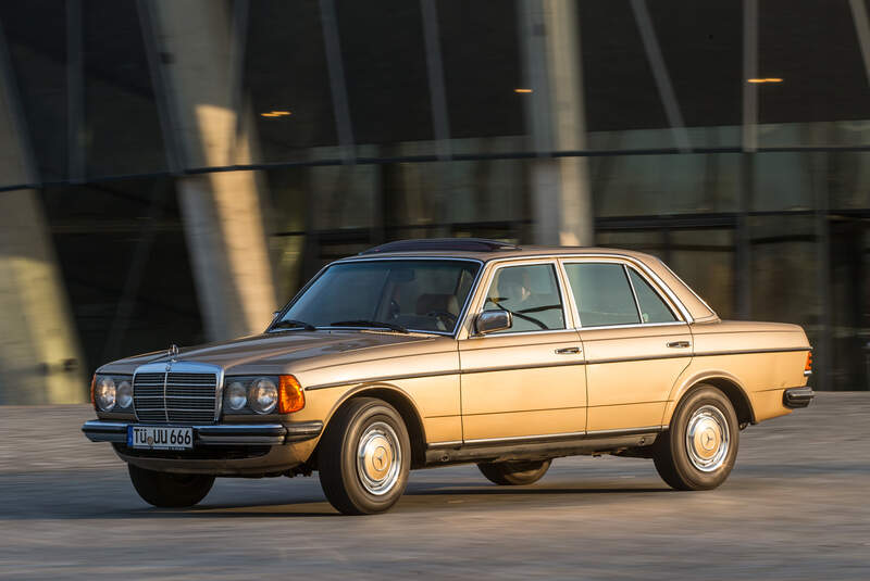 Mercedes-Benz 300 D, Seitenansicht