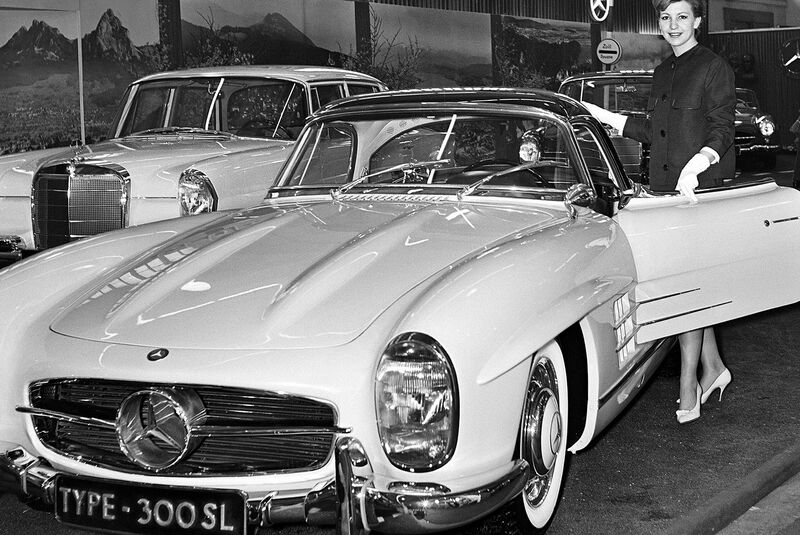 Mercedes-Benz 300 SL Roadster (W 198 II) DB 658 Phantasiegelb Auto-Salon Genf 1961 Premiere Scheibenbremsen Messestand FIN 198042-10-002786