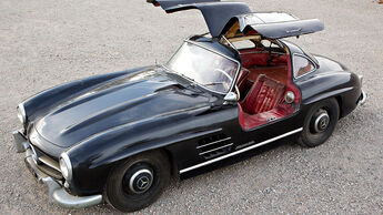 Mercedes-Benz 300 SL