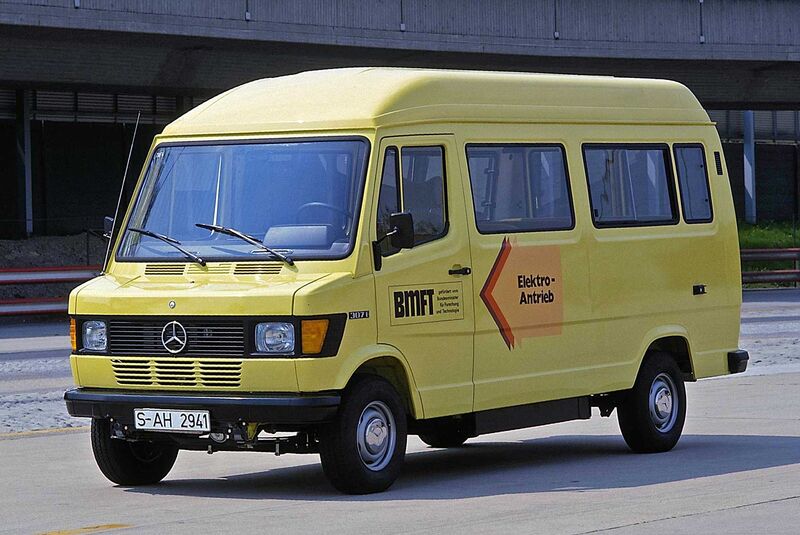 Mercedes-Benz 307E T1 (1980)