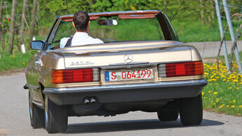 Mercedes-Benz 350 SL, Heckansicht