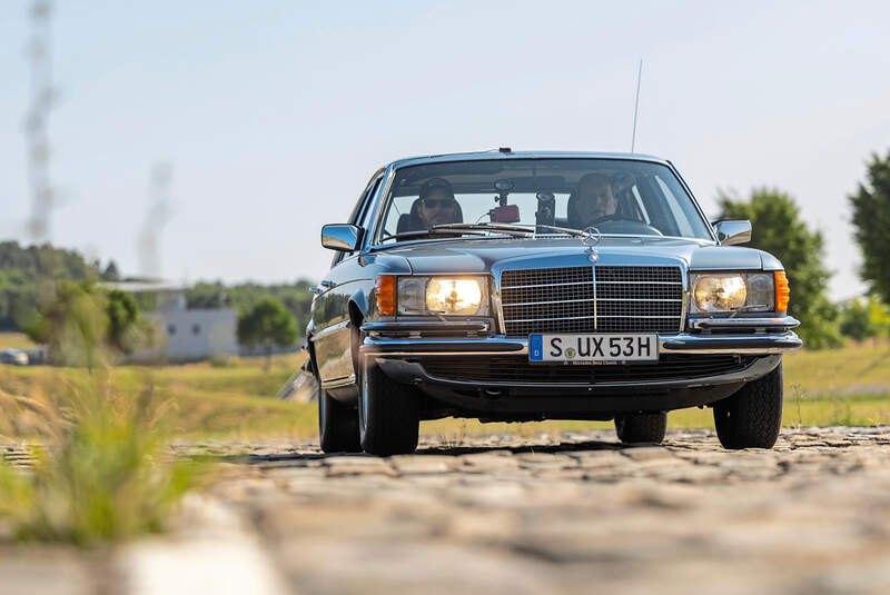 Mercedes-Benz 450 SEL 6.9