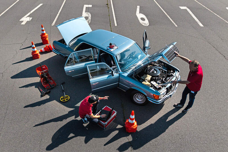 Mercedes-Benz 450 SEL 6.9