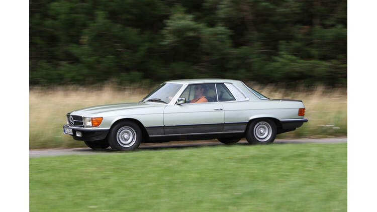 Kaufberatung Mercedes Benz 350 500 Slc C107 Wenig Leichtbau Gute Wertsteigerung Auto Motor Und Sport