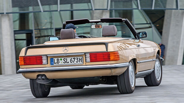 Mercedes-Benz 500 SL, Heckansicht