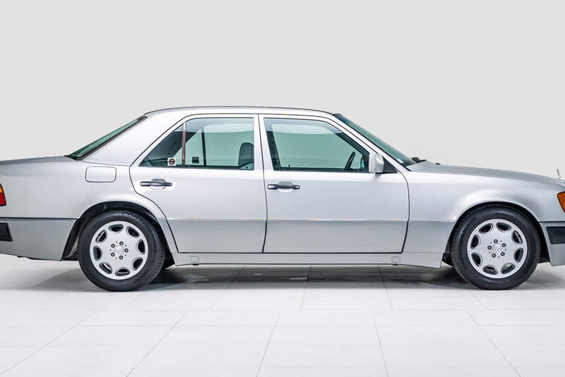 Mercedes-Benz 500E (W 124) Baujahr 1992 Ex Jerry Seinfeld