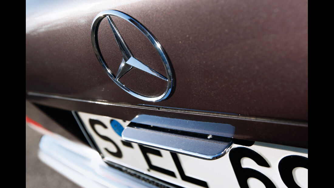 Mercedes-Benz 600 SEL, Kofferraumklappe
