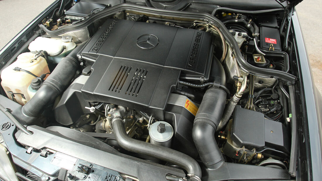 Mercedes-Benz E 500, Motor