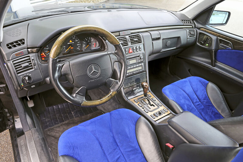 Mercedes-Benz E 55 AMG, Interieur
