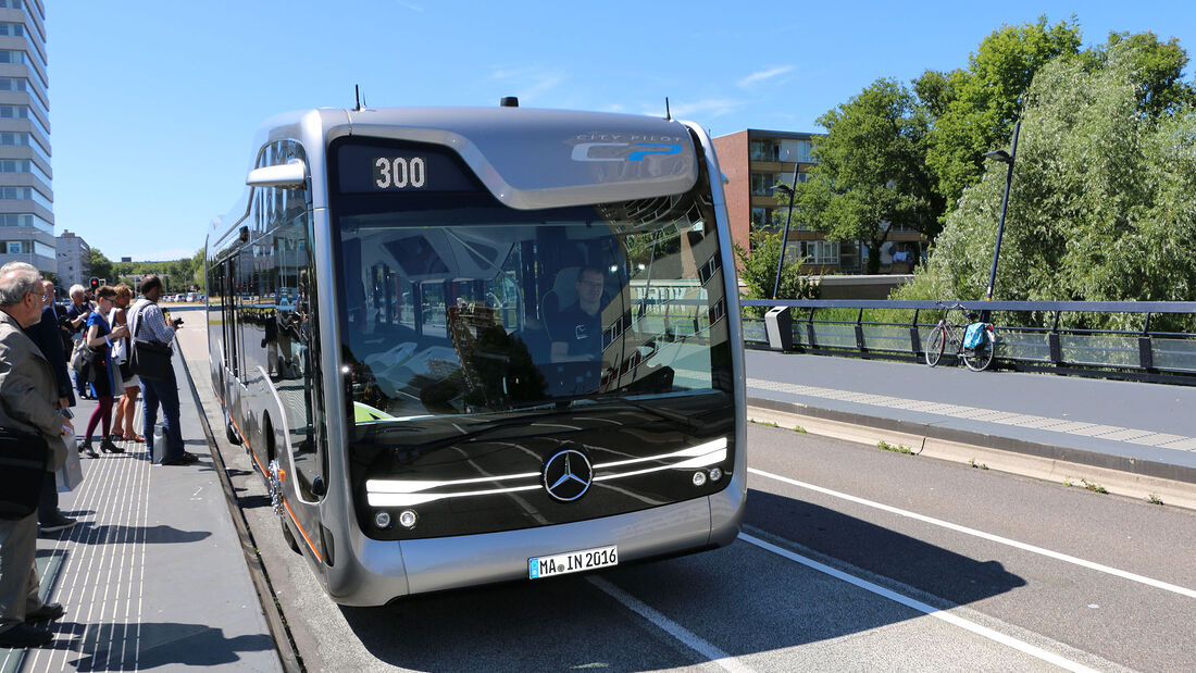 Mercedes Benz Future Bus autonomes Fahren