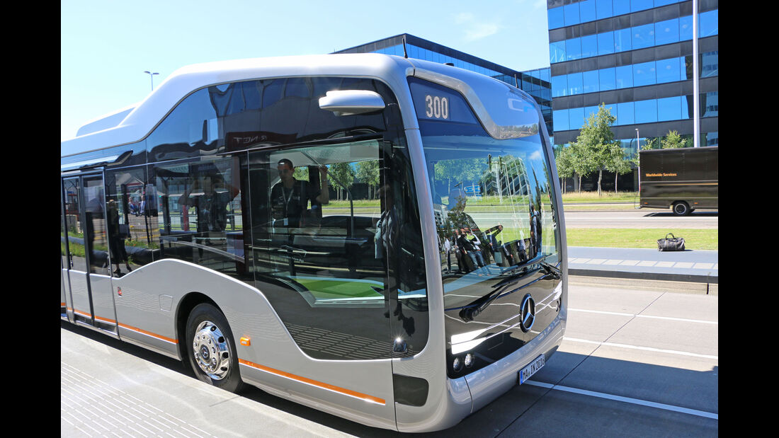 Mercedes Benz Future Bus autonomes Fahren