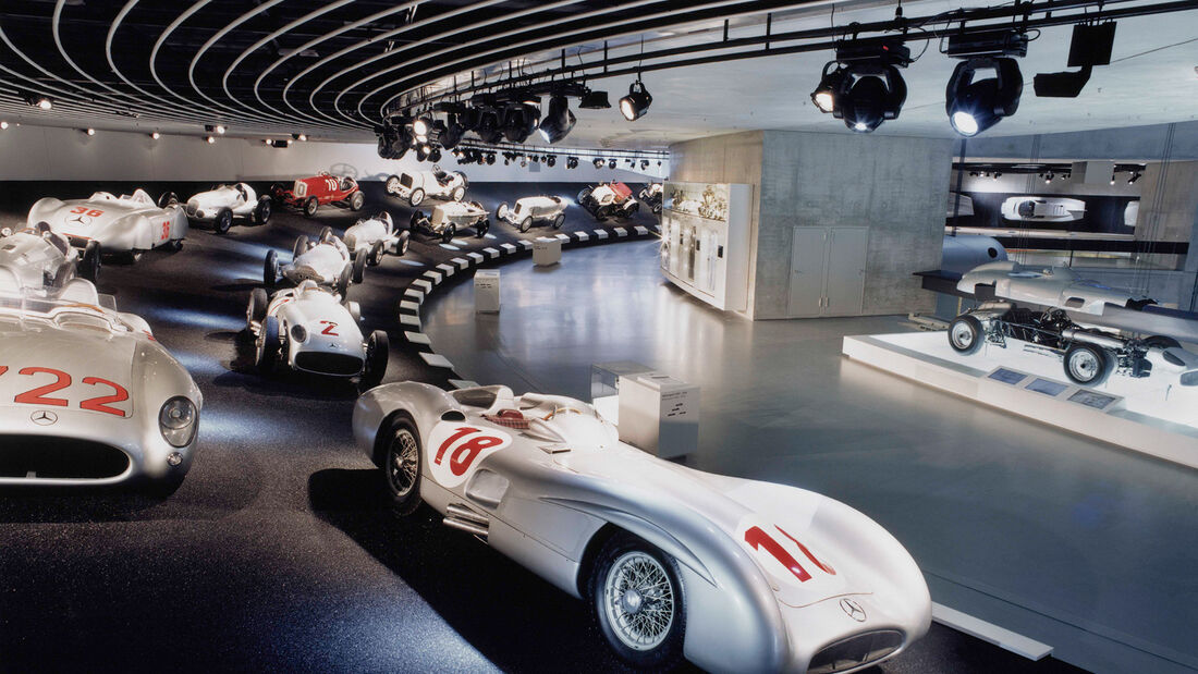 Mercedes-Benz Museum, Silberpfeile