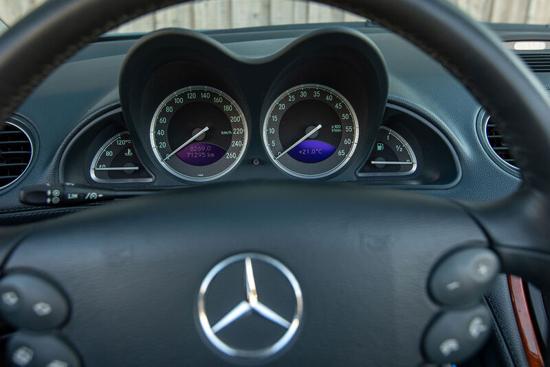 Mercedes-Benz SL, R 230, (2001-2011), Innenraum, Lenkrad