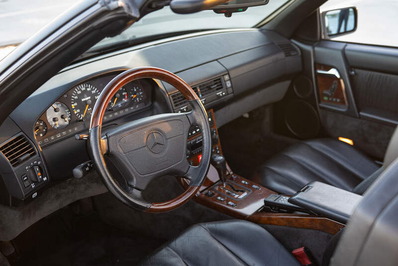 Mercedes-Benz SL R129 Brabus 7.3 S V12 (1995) Interieur