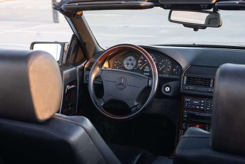 Mercedes-Benz SL R129 Brabus 7.3 S V12 (1995) Interieur