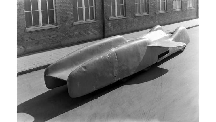 Mercedes T80 Rekordwagen Irrwitz Mit 44 5 Litern Hubraum Auto Motor Und Sport