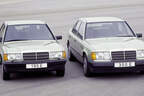 Mercedes-Benz W124 (1984 bis 1995) 190E (links) neben 300E